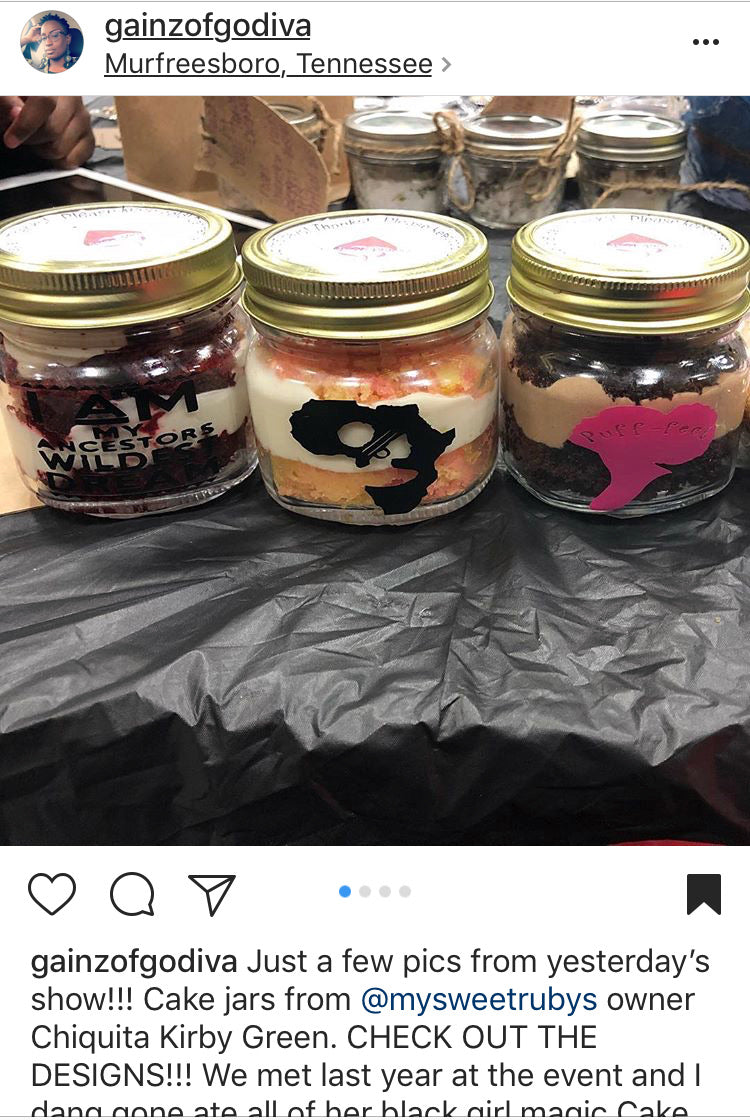 Cakes in a Jar